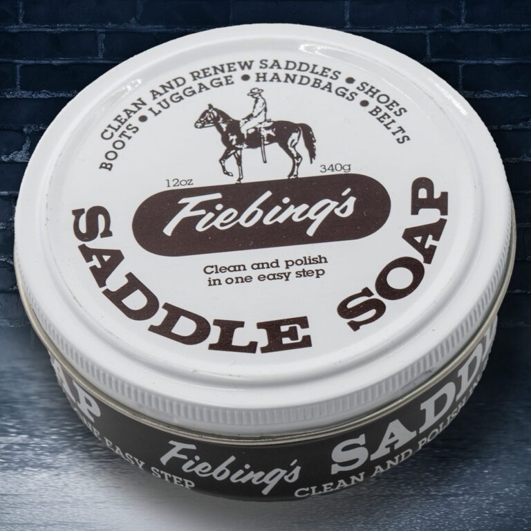 Saddle Soap White top